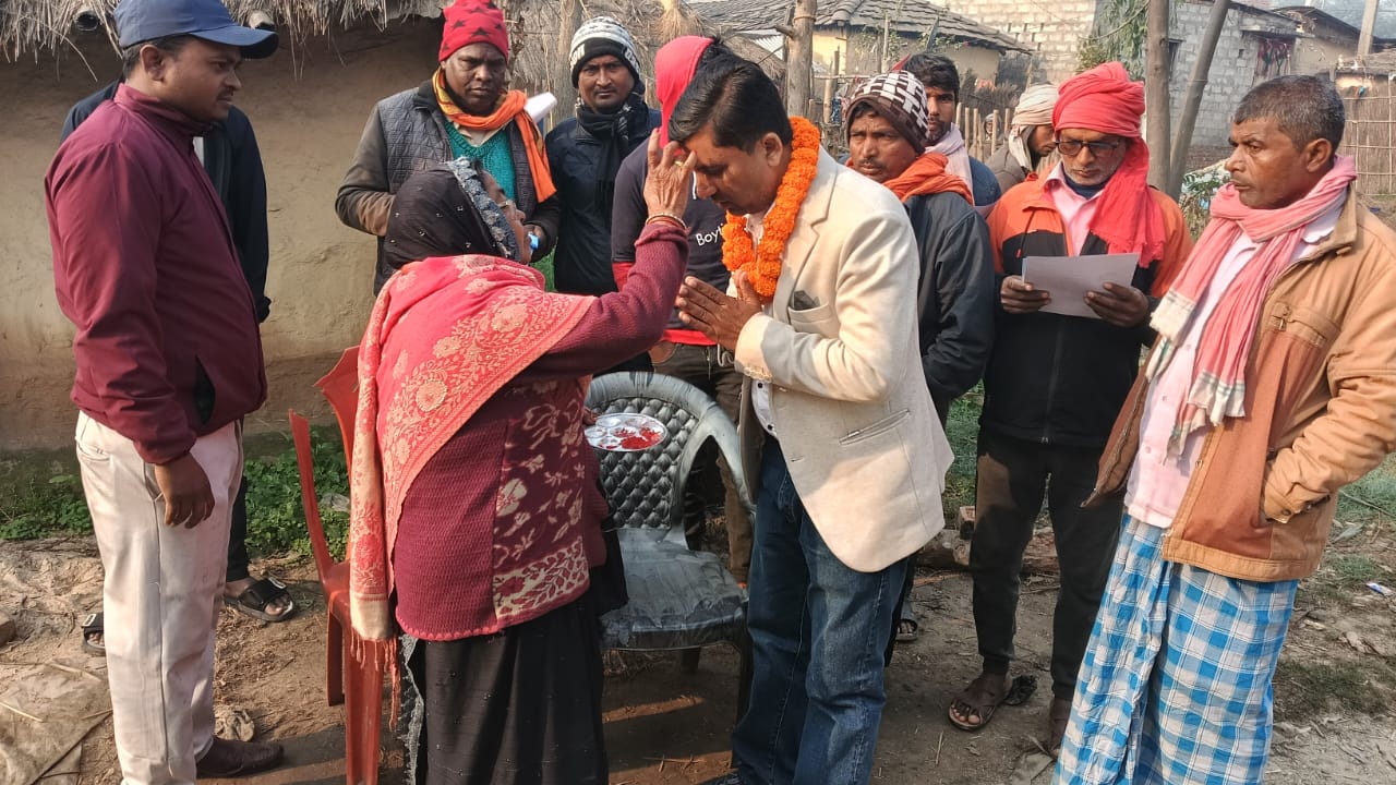 पर्सा–२ मा अमिताभ बच्चन दासको घरदैलो र जनसम्पर्क कार्यक्रम