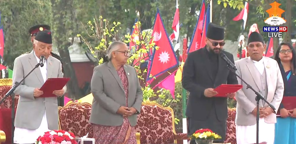 प्रधानमन्त्रीमा बालेनको शपथ, पहिलोपटक सांसद बनेलगत्तै सरकारको नेतृत्व