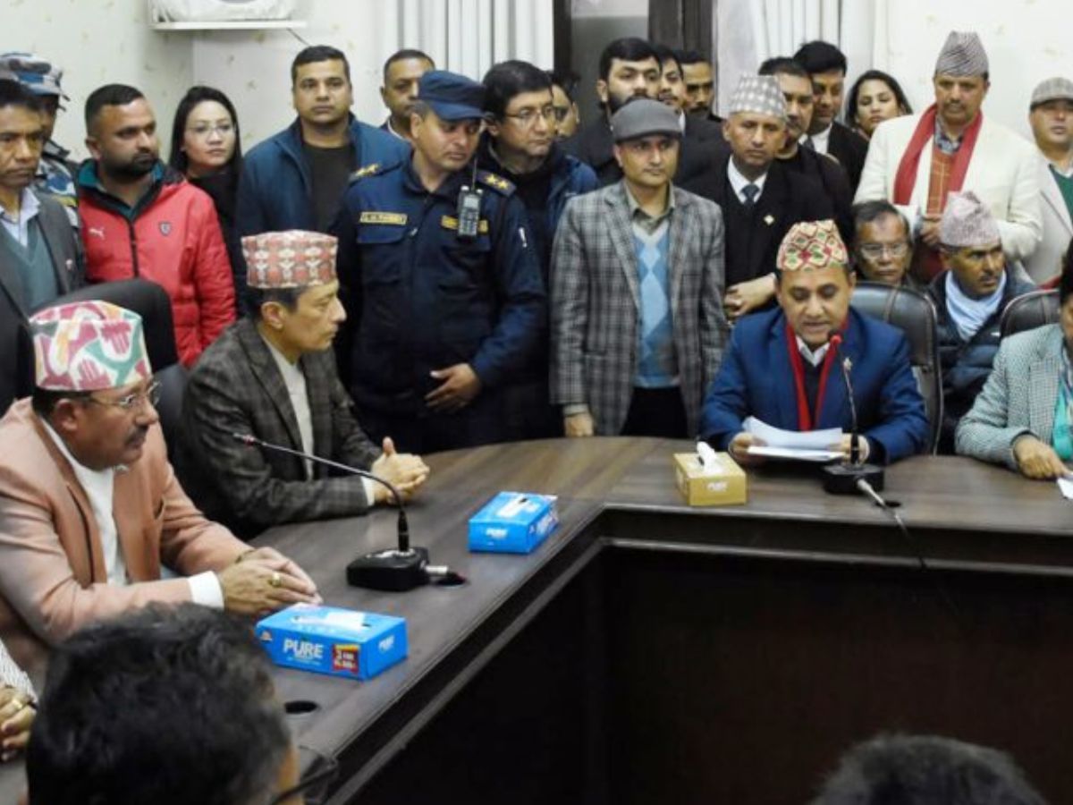 कारबाही विधानसम्मत छैन, विशेष महाधिवेशनबाट निर्वाचित नेतृत्व नै आधिकारिक : विश्वप्रकाश शर्मा