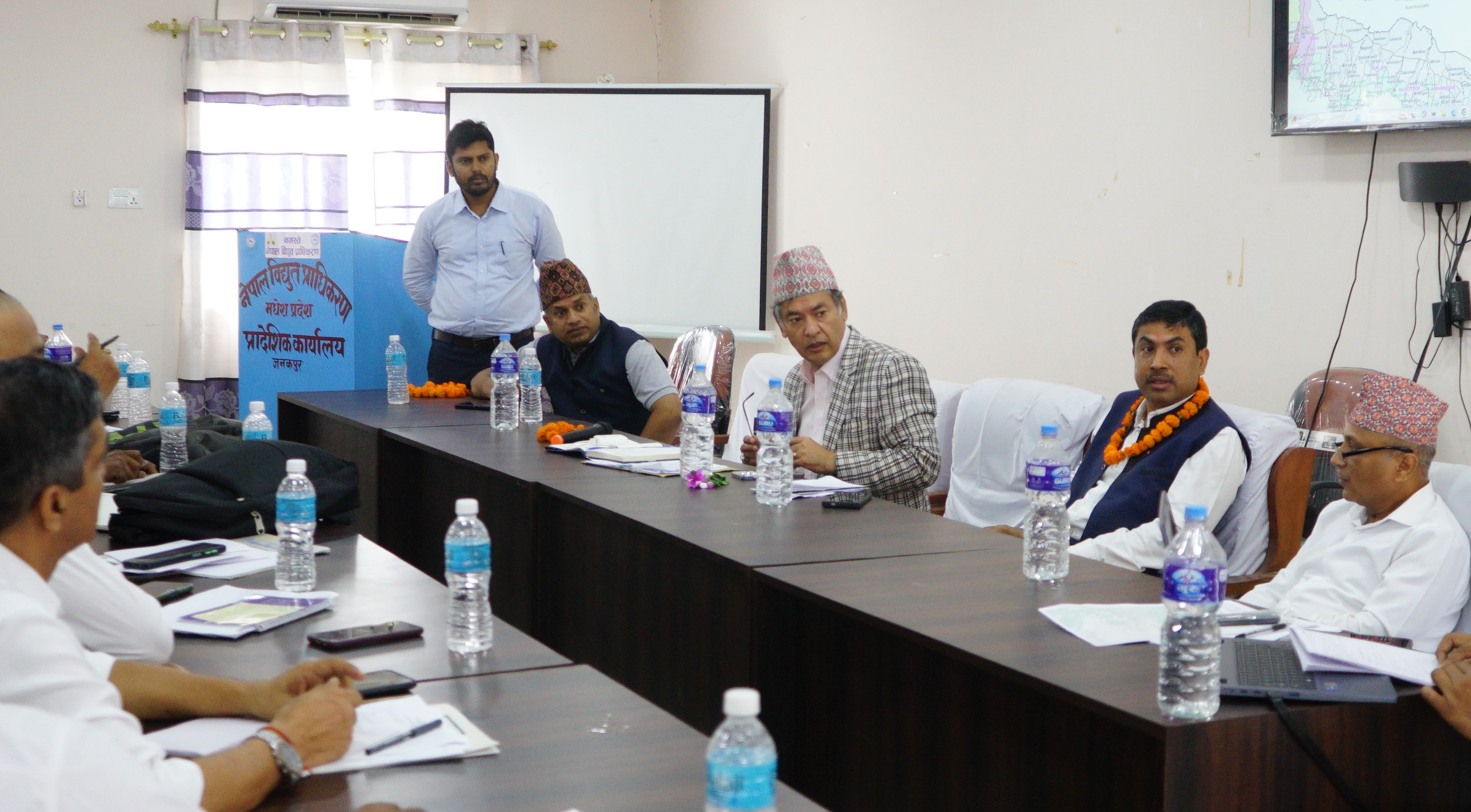 मधेशमा डिप बोरिङ सञ्चालनका लागि विद्युत् पहुँच छिटो पुर्‍याउन प्राधिकरणको निर्देशन