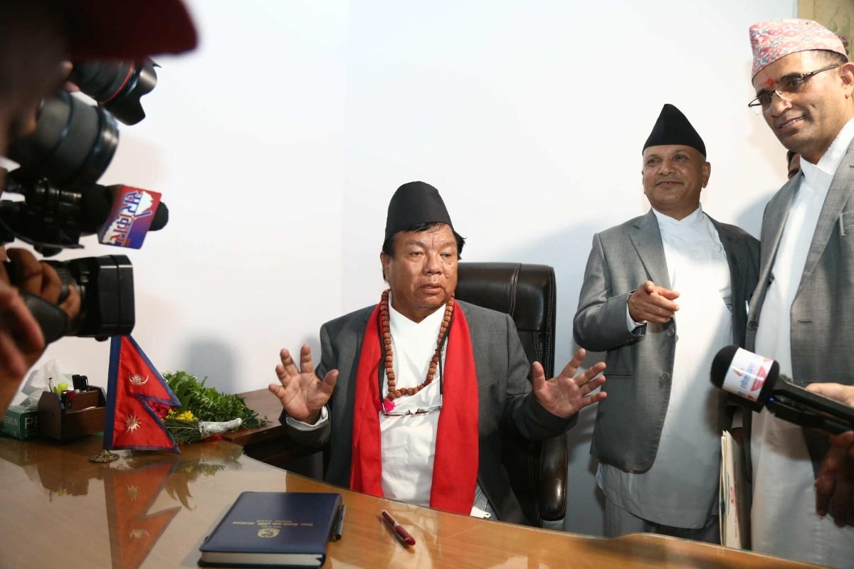 सिर्फ समिति बनाएर काम हुँदैन, ठोस काम गरेर अघि बढौं: मन्त्री महावीर पुन