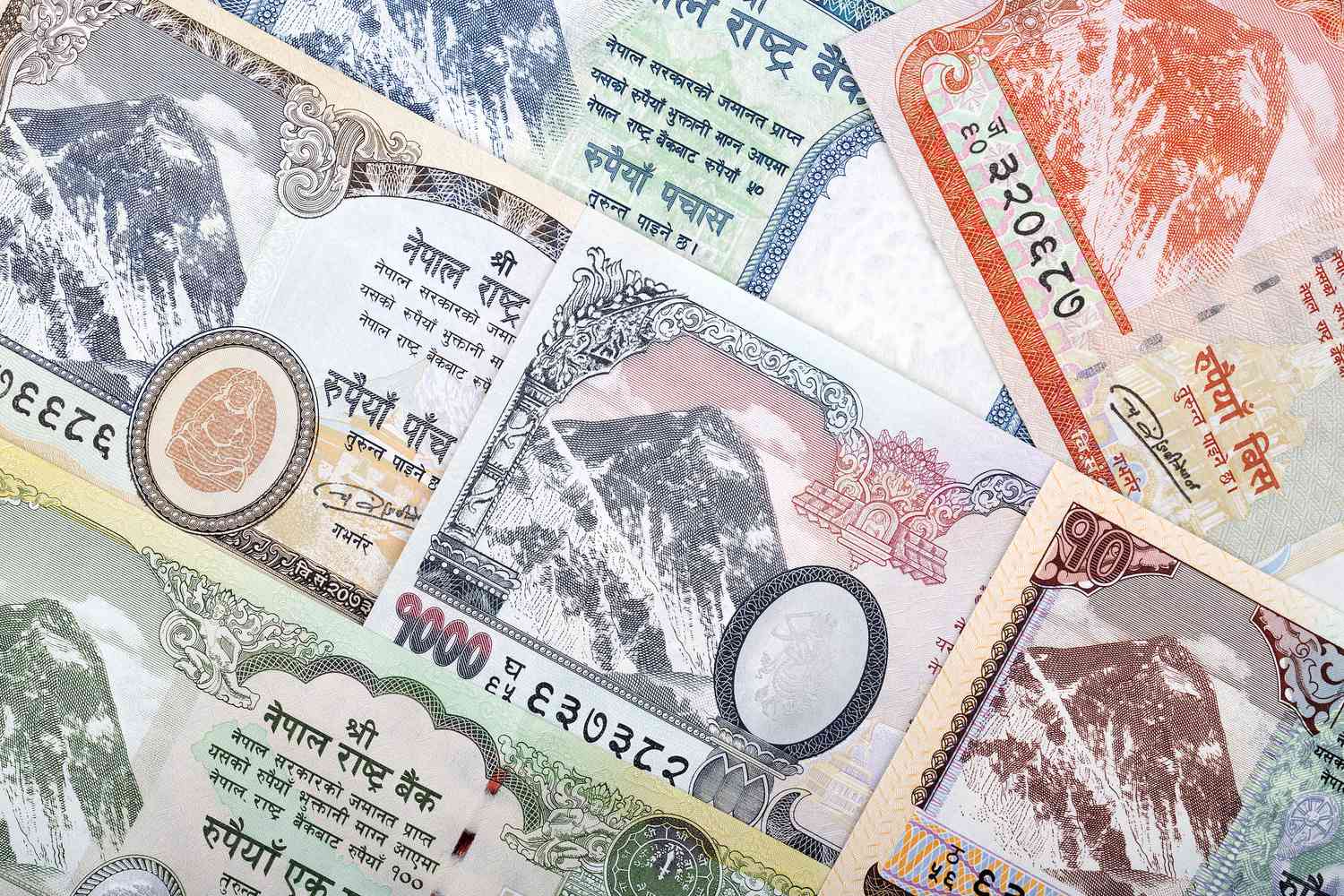 यस कारण हुन्छ नेपाली मुद्रा कमजोर