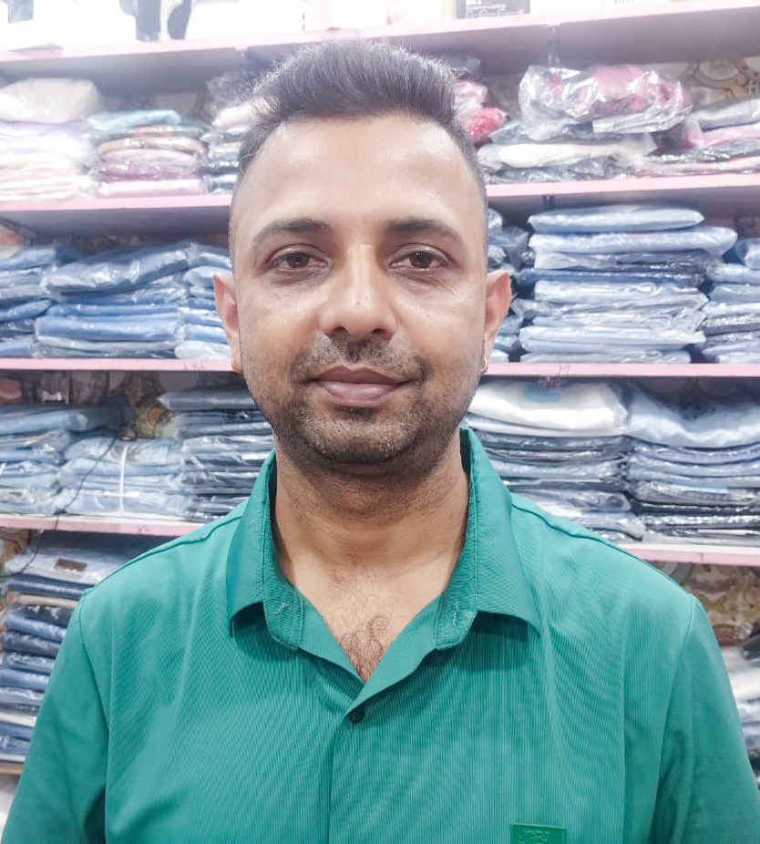 nitesh-kumar-gupta-1759063455.jpg