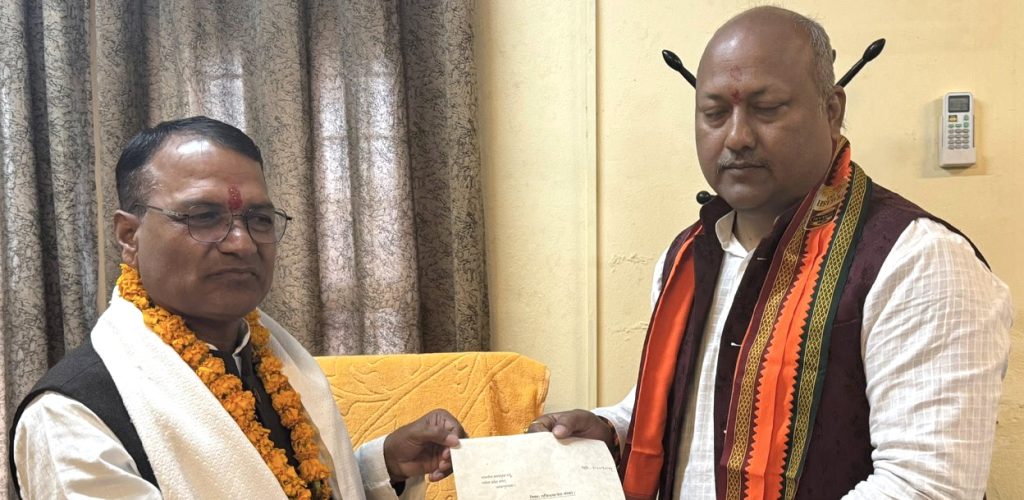 प्रदेशसभा छोडेर प्रतिनिधिसभातर्फ पूर्वमुख्यमन्त्री सिंहको छलाङ